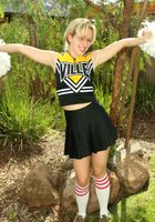 ATK Archives: Ali (Alin spreads her pussy)