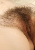 ATK Natural & Hairy: Alice Hodges (Alice spreads her hairy box)
