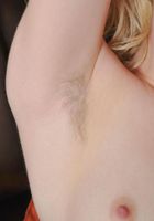 ATK Archives: Amanda Bryant (Amanda Bryant spreads her pussy.)