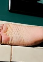 ATK Exotics: Ana Foxxx (Black model Ana spread her pussy and pees)