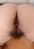 ATK Natural & Hairy: Anika Darling (Anika Darling in young and hairy)