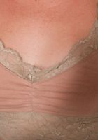 ATK Archives: Anna (Anna spreads her pussy.)