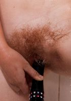 ATK Archives: Anna (Anna spreads her pussy.)