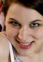 ATK Archives: Ashleigh (She spreads her pussy)