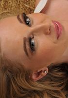 ATK Premium: Stacie Jaxxx (Avril Vagine giver her pussy a good time)