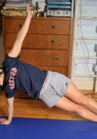 ATK Archives: Bonny (Hairy coed Bonny does some Yoga splits)