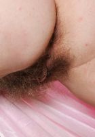 ATK Archives: Carolina (Carolina spreads her pussy)