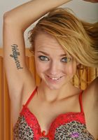 ATK Galleria: Carmen Callaway (Petite Pussy With Carmen Callaway)