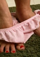 ATK Natural & Hairy: Cora (Cora is in the bathroom showing fur)