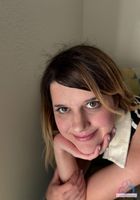 ATK Galleria: Dez Hansen (Dez Hansen Behind the Scenes Pussy and Ass Spreading)