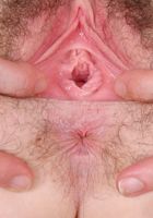 ATK Natural & Hairy: Emma Evins (Emma spreads her milky thighs and gapes her hairy snatch.)