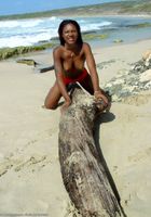 ATK Exotics: Gia (Gia in nudism)