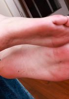 ATK Galleria: Gigi Sweets (Gigi Sweets models something cute and sexy)