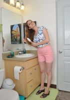 ATK Archives: Giulietta (Giulietta spreads her pussy.)