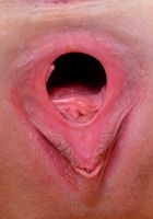 ATK Galleria: Ivy Aura (Ivy gets down on the floor and gapes.)