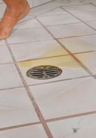 ATK Exotics: Jenna J. Foxx (Jenna J. Foxx pees in the shower)