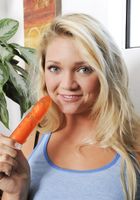 ATK Archives: Jessie Andrews (Jessie Andrews masturbates.)