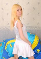 ATK Archives: Katia (Katia spreads her pussy.)