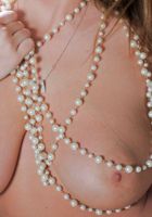 ATK Archives: Katerine Moss (Katerine Moss spreads her pussy.)