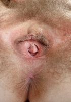 ATK Natural & Hairy: Leona (Leona in mature and hairy)