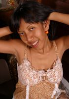 ATK Petites: Linny (Linny in masturbation)