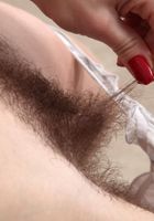 ATK Natural & Hairy: Lisa Leigh (Lisa pulls her tight pants down.)