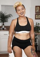 ATK Natural & Hairy: Lulu Sparkle (Lulu Sparkle loves to do yoga to stay fit!)