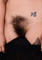 ATK Natural & Hairy: Lulu Sparkle (Lulu Sparkle in exotic and hairy)