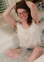 ATK Natural & Hairy: Mahonia (Hairy Mohonia her gets pussy wet)