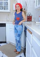 ATK Natural & Hairy: Marie (Marie in mature and hairy)