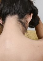 ATK Natural & Hairy: Nikki Daniels (Hairy MILF spreads her bush)