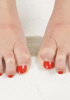 ATK Archives: Niky (Niky spreads her pussy.)