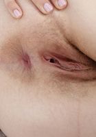 ATK Natural & Hairy: Niki Snow (Niki Snow in young and hairy)