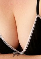 ATK Archives: Olivia Rose (Sexy and hairy Olivia spreads her bush)