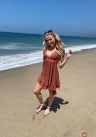 ATK Galleria: Paris White (Paris White by the beach)