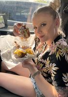 ATK Petites: Paris White (Paris White Fingers her Ass in Hawaii)