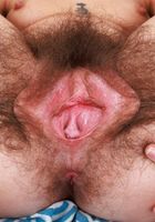 ATK Natural & Hairy: Pearl Sage (Pearl Sage stands out in neon green)