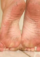 ATK Galleria: Riley (Riley in footfetish)