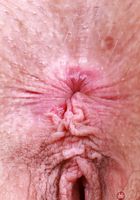 ATK Natural & Hairy: Sahara Skye (Sahara Skye Tiny Shorts Strip and Spread)