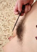 ATK Natural & Hairy: Sativa Verte (Sativa Verte in scary hairy)