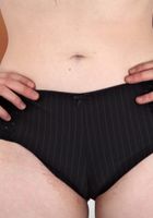 ATK Natural & Hairy: Scarlett Princess (Hairy Scarlett spreads her red bush)