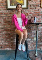 ATK Galleria: Serena Hill (Serena Hill Beach Lunch and Spreading BTS)