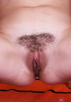 ATK Galleria: Serena Hill (Serena Hill lifts her dress)