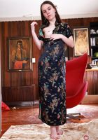 ATK Natural & Hairy: Sia Wood (Sia Wood Gapes her Ass Wide)