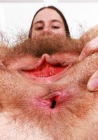 ATK Natural & Hairy: Sia Wood (Sia Wood is waiting for you to come to bed)