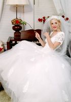 ATK Petites: Simralin (Simralin in coeds in uniform)