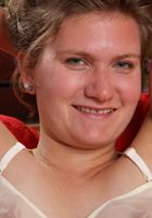 ATK Natural & Hairy: Skyler (Blondie Skyler shows off her muff in the living room)