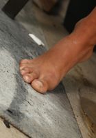 ATK Natural & Hairy: Sonya (Exotic and hairy Sonya pees outside)