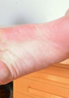 ATK Galleria: Summer Day (Summer Day models her sparkly flip flops)