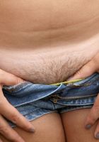 ATK Natural & Hairy: Suzie (Hairy natural woman Suzie shows her stuff outdoors)